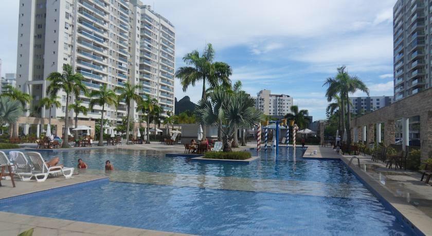 Luxo Barra Aparthotel